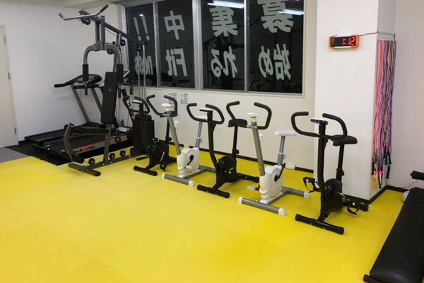 日出店トレーニングマシン